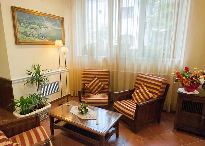 Garni Posta Hotel 4*